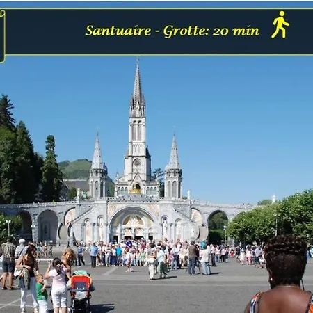 Le Trekking *studio 30m²*wifi*parking Prive*calme Apartmán